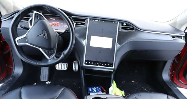 Tesla Model S 2013-2016 (Fase 1) , Motorkode: L1S, Girkassekode: 