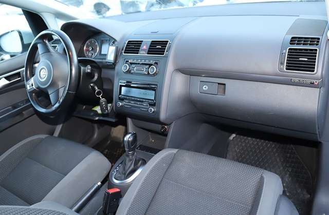 VW Touran 2010-2015 (Type I, Fase 3) , Motorkode: CAYC, Girkassekode: MLE