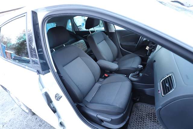 VW Polo 2014-2017 (Type V, Fase 2) , Motorkode: CJZC, Girkassekode: QHY