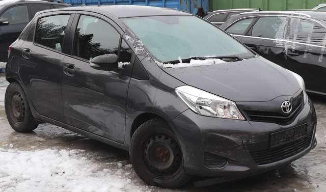 Toyota Yaris 2012-2014 (Type III, Fase 1) , Motorkode: 1KR-FE, Girkassekode: