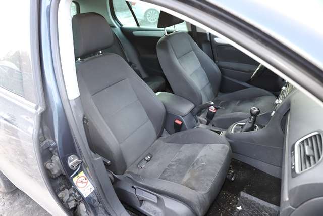 VW Golf VI 2008-2012 , Motorkode: CBDC, Girkassekode: KQM