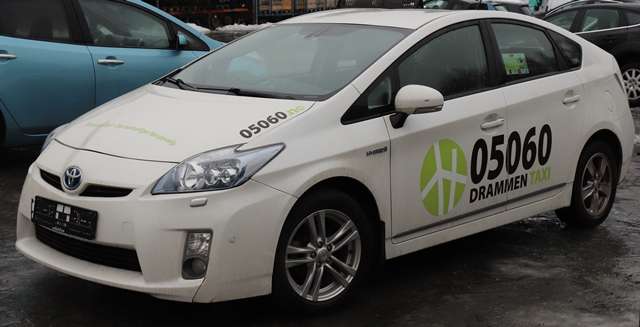 Toyota Prius 2009-2016 (Type III) (COMBI) (COMBI), Motorkode: 2ZR-FXE, Girkassekode: