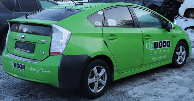 Toyota Prius 2009-2016 (Type III) (COMBI) (COMBI), Motorkode: 2ZR-FXE, Girkassekode: 