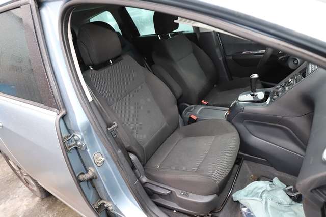 Peugeot 5008 2010-2017 (Type I) , Motorkode: 9HZ, Girkassekode: 