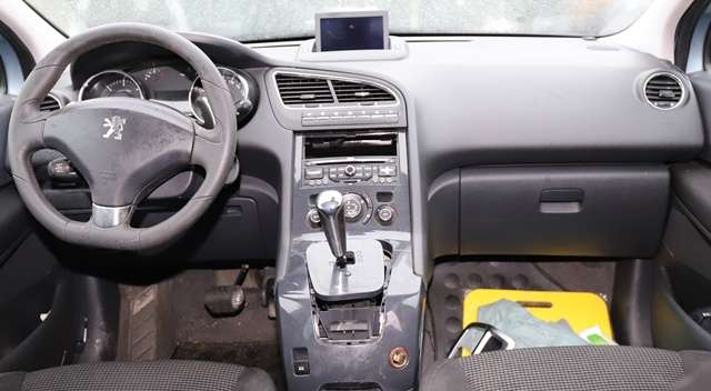 Peugeot 5008 2010-2017 (Type I) , Motorkode: 9HZ, Girkassekode: 