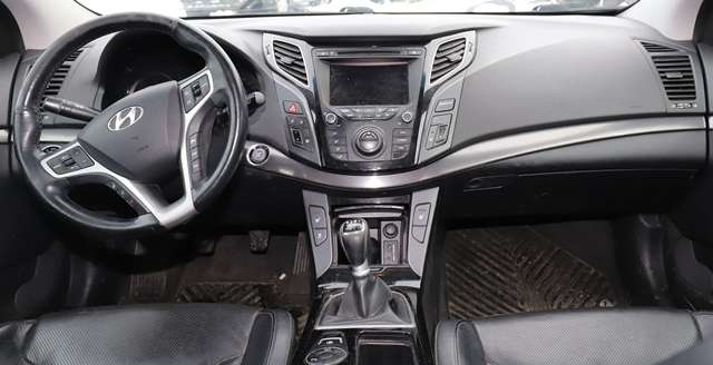 Hyundai i40 2012-2017 , Motorkode: D4FD, Girkassekode: 