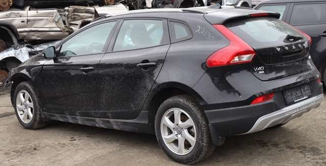 Volvo V40 2012-2019 , Motorkode: D 4162 T, Girkassekode: 
