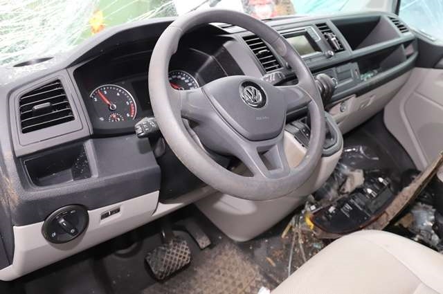 VW Transporter / Caravelle 2015-2019 (T6) (T6), Motorkode: CXHA, Girkassekode: SDF