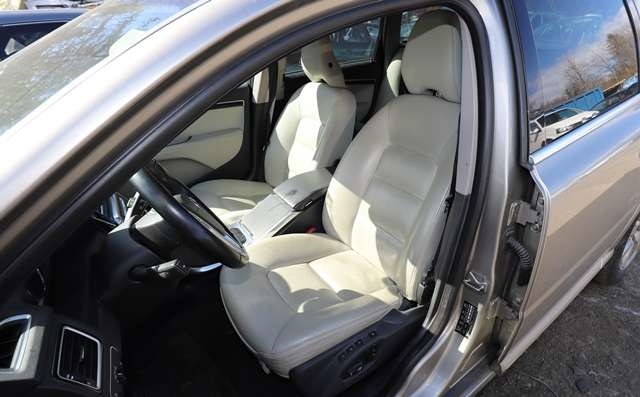 Volvo V70 2014-2016 (Type III, Fase 2) , Motorkode: D 5204 T3, Girkassekode: 