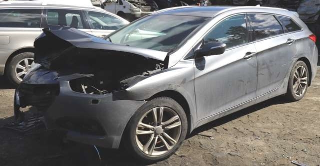 Hyundai i40 2012-2017 , Motorkode: D4FD, Girkassekode: 