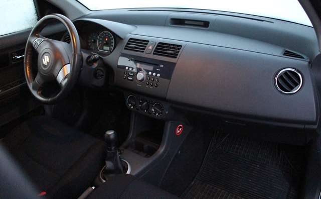 Suzuki Swift 2005-2010 , Motorkode: M13A, Girkassekode: 
