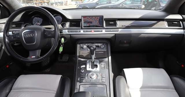 Audi A8 2003-2010 (Type II) , Motorkode: BSM, Girkassekode: JLM