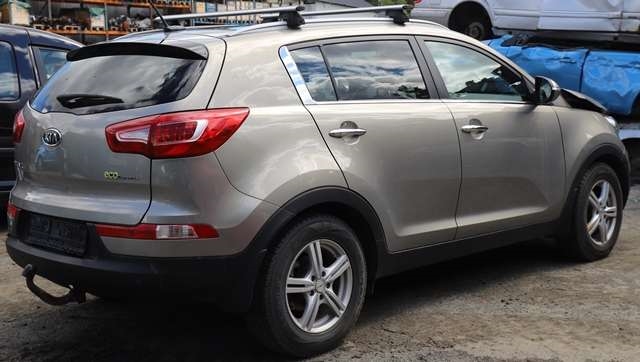 Kia Sportage 2010-2016 (Type III) , Motorkode: D4FD, Girkassekode: 