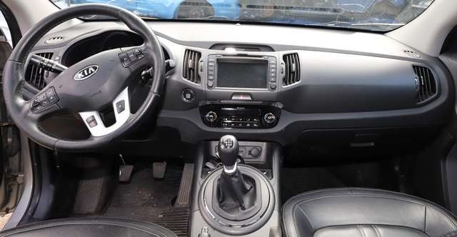 Kia Sportage 2010-2016 (Type III) , Motorkode: D4FD, Girkassekode: 