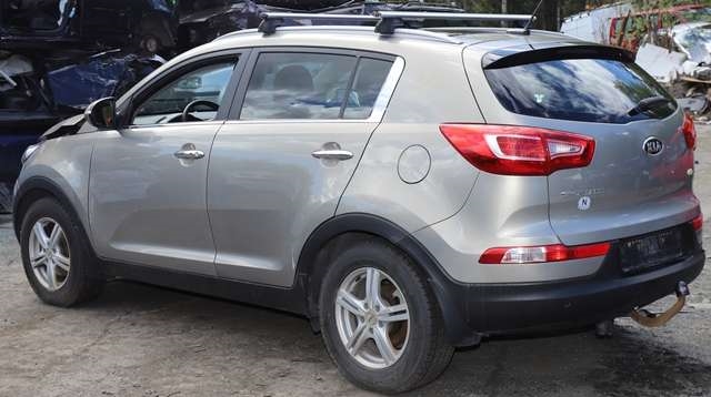 Kia Sportage 2010-2016 (Type III) , Motorkode: D4FD, Girkassekode: 
