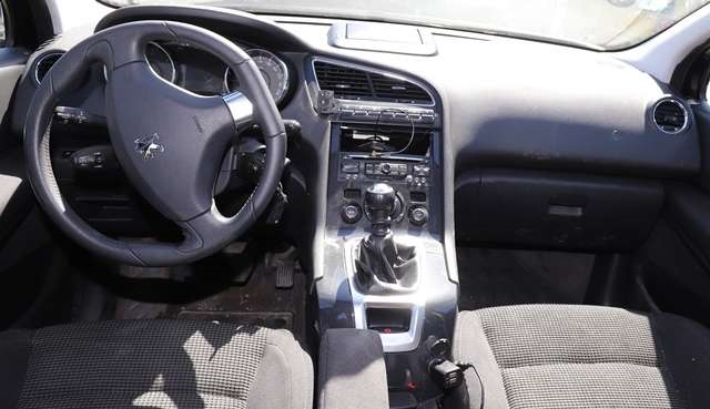 Peugeot 5008 2010-2017 (Type I) , Motorkode: 9HR, Girkassekode: