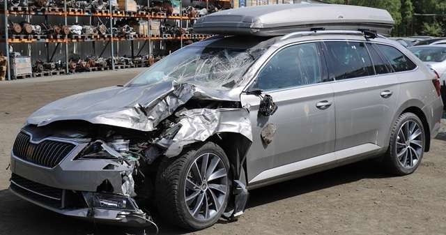 Škoda Superb 2015-->> (Type III) , Motorkode: DFCA, Girkassekode: SYK