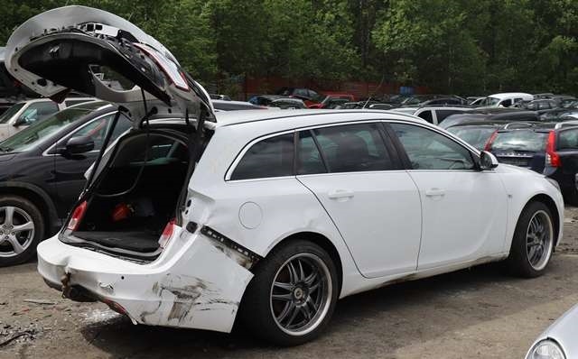 Opel Insignia A 2009-2014 , Motorkode: A20DTH, Girkassekode: