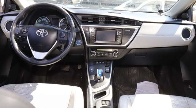 Toyota Auris 2013-2015 (Type II, Fase 1) , Motorkode: 2ZR-FXE, Girkassekode: 