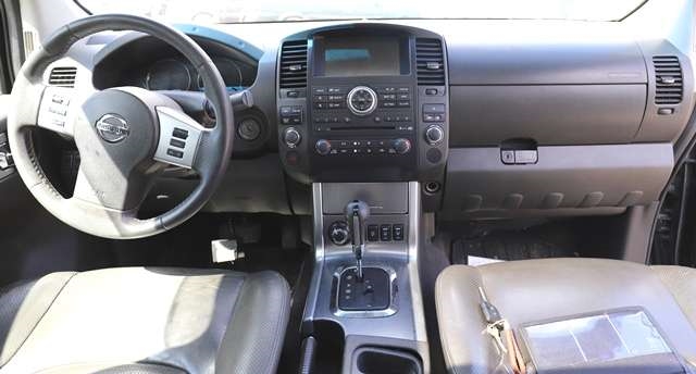 Nissan Navara 2010-2015 (Fase 2) (D40) (D40), Motorkode: V9X, Girkassekode: 