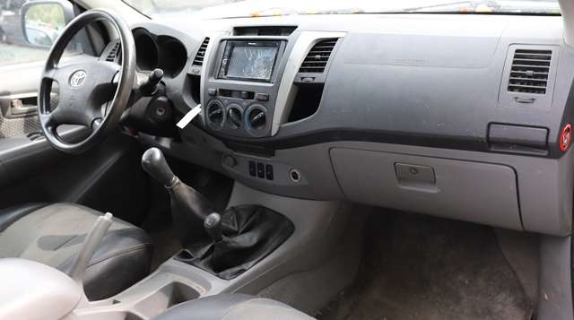Toyota Hilux 2006-2011 , Motorkode: 2KD-FTV, Girkassekode: 