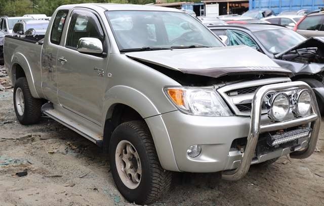 Toyota Hilux 2006-2011 , Motorkode: 2KD-FTV, Girkassekode: 