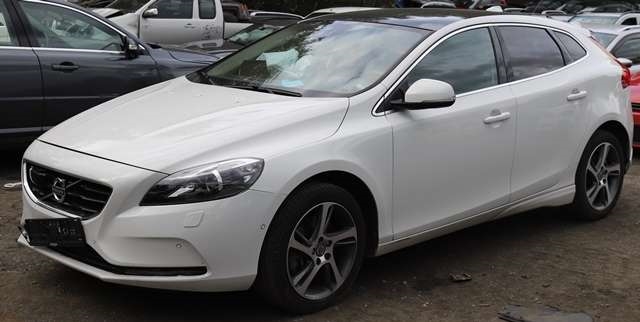 Volvo V40 2012-2019 , Motorkode: D 5204 T6, Girkassekode: 