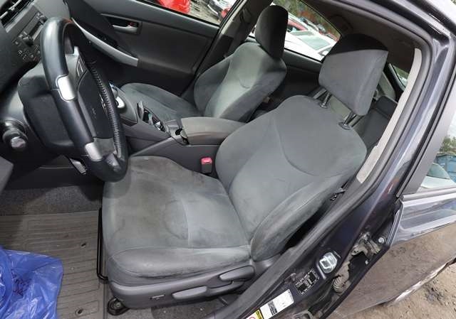 Toyota Prius 2009-2016 (Type III) (COMBI) (COMBI), Motorkode: 2ZR-FXE, Girkassekode: 