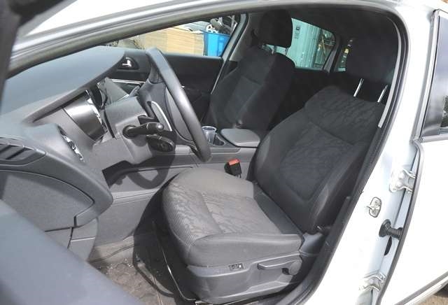 Peugeot 3008 2009-2016 (Type I) , Motorkode: 9HR, Girkassekode: 