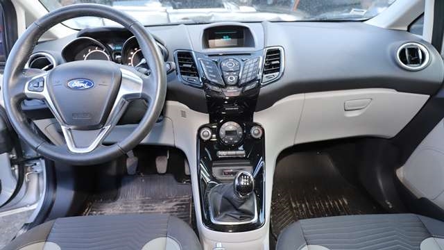 Ford Fiesta 2013-2017 (Type VI, Fase 2) , Motorkode: SFJC, Girkassekode: 