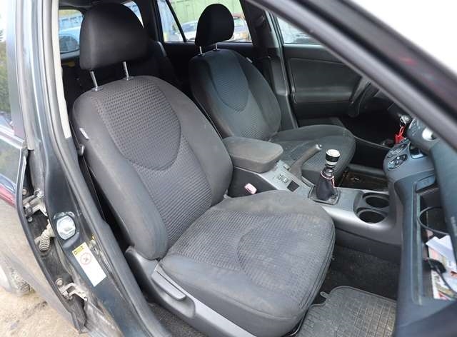 Toyota RAV4 2006-2009 (Type III, Fase 1) , Motorkode: 2AD-FTV, Girkassekode: