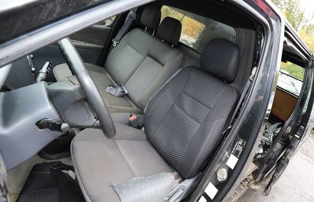 Toyota Hiace 2007-2012 (Fase 3) , Motorkode: 2KD-FTV, Girkassekode: