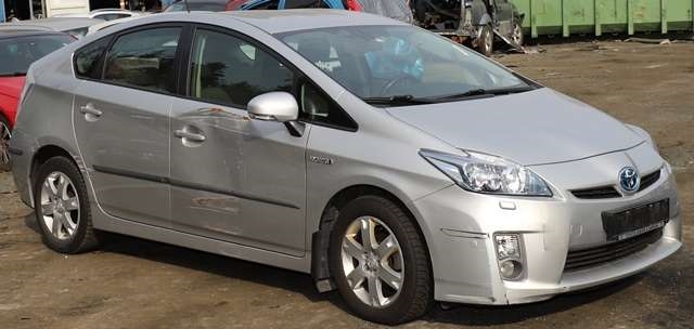 Toyota Prius 2009-2016 (Type III) (COMBI) (COMBI), Motorkode: 2ZR-FXE, Girkassekode: 