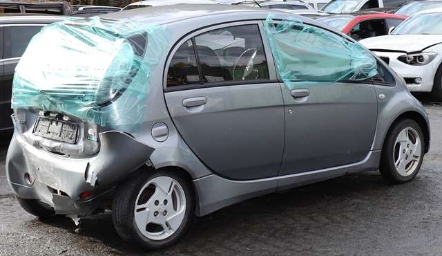 Mitsubishi i-MiEV 2010-->> , Motorkode: Y4F1, Girkassekode: 