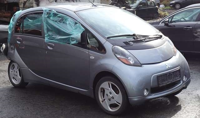 Mitsubishi i-MiEV 2010-->> , Motorkode: Y4F1, Girkassekode: 