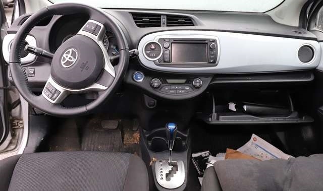 Toyota Yaris 2012-2014 (Type III, Fase 1) , Motorkode: 1NZ-FXE, Girkassekode: 
