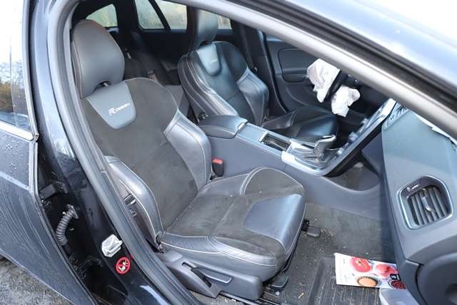 Volvo V60/V60 CC 2013-2018 (Type I, Fase 2) , Motorkode: D 5204 T7, Girkassekode: 