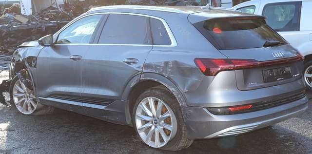 Audi e-tron 2018-->> , Motorkode: ELEKTRISK, Girkassekode: 