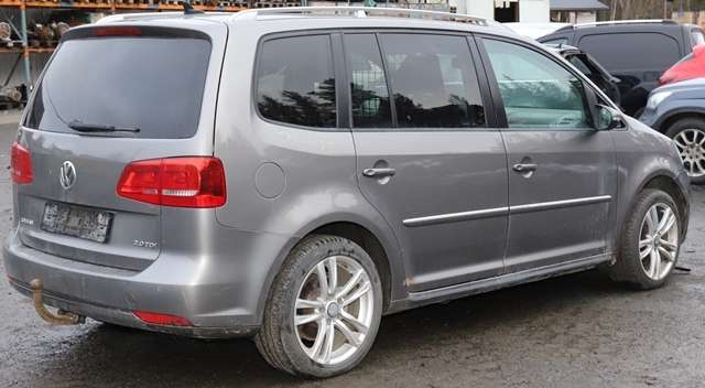 VW Touran 2010-2015 (Type I, Fase 3) , Motorkode: CFHC, Girkassekode: MSV