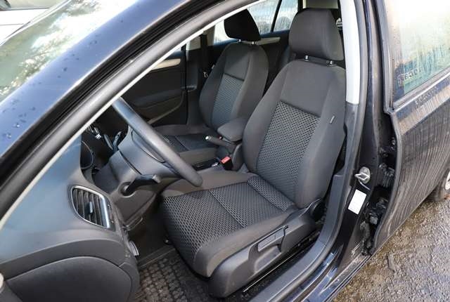 VW Golf VI 2008-2012 , Motorkode: CAYC, Girkassekode: LHW