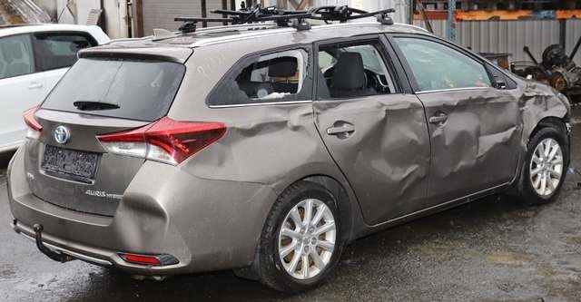 Toyota Auris 2015-2019 (Type II, Fase 2) , Motorkode: 2ZR-FXE, Girkassekode: P410