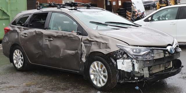 Toyota Auris 2015-2019 (Type II, Fase 2) , Motorkode: 2ZR-FXE, Girkassekode: P410