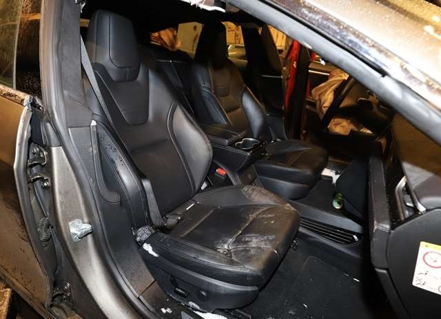 Tesla Model S 2013-2016 (Fase 1) , Motorkode: L2S, Girkassekode: 