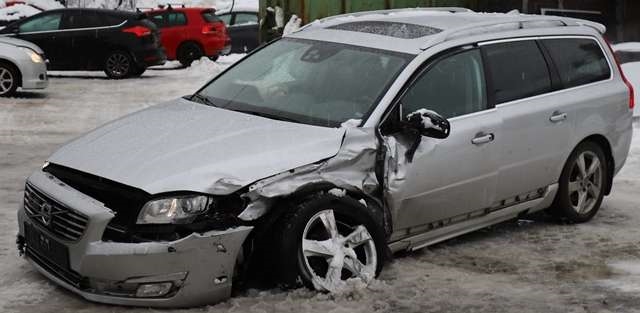 Volvo V70 2014-2016 (Type III, Fase 2) , Motorkode: B 4164 T, Girkassekode: 