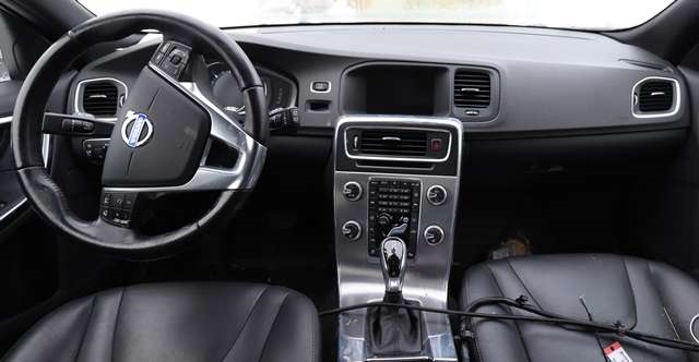 Volvo V60/V60 CC 2013-2018 (Type I, Fase 2) , Motorkode: D 4162 T, Girkassekode: 