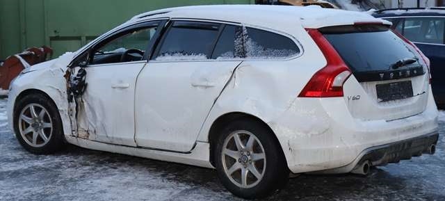 Volvo V60 2010-2013 (Type I, Fase 1) , Motorkode: D 4162 T, Girkassekode: