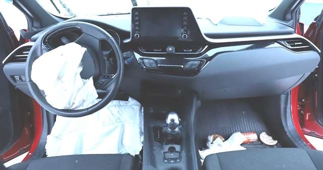 Toyota C-HR 2016-->> , Motorkode: 2ZR-FXE, Girkassekode: 