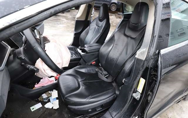 Tesla Model S 2013-2016 (Fase 1) , Motorkode: L1S, Girkassekode: 