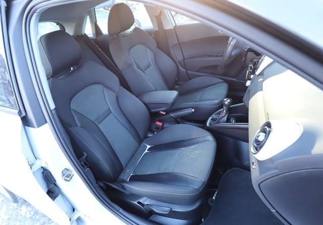 Audi A1 2010-2014 (Type I, Fase 1) , Motorkode: CBZA, Girkassekode: LGQ