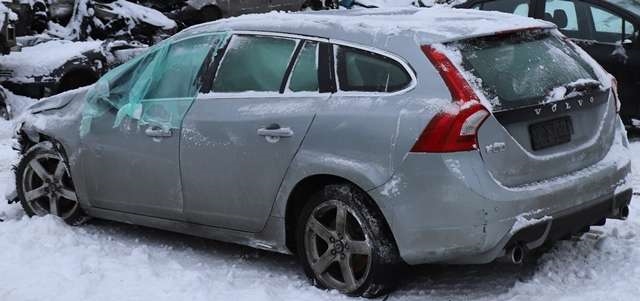 Volvo V60 2010-2013 (Type I, Fase 1) , Motorkode: D 4162 T, Girkassekode: 
